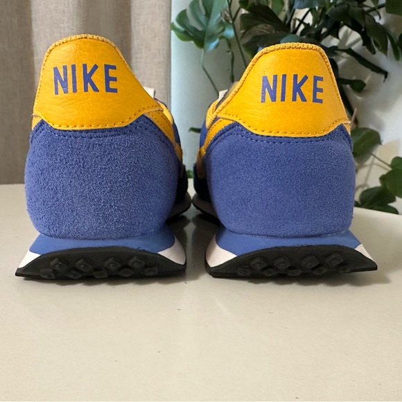 Nike Mens Waffle Trainer 2 DH1349-402 Blue/University Yellow in Size US 10.5 - Picture 4 of 10